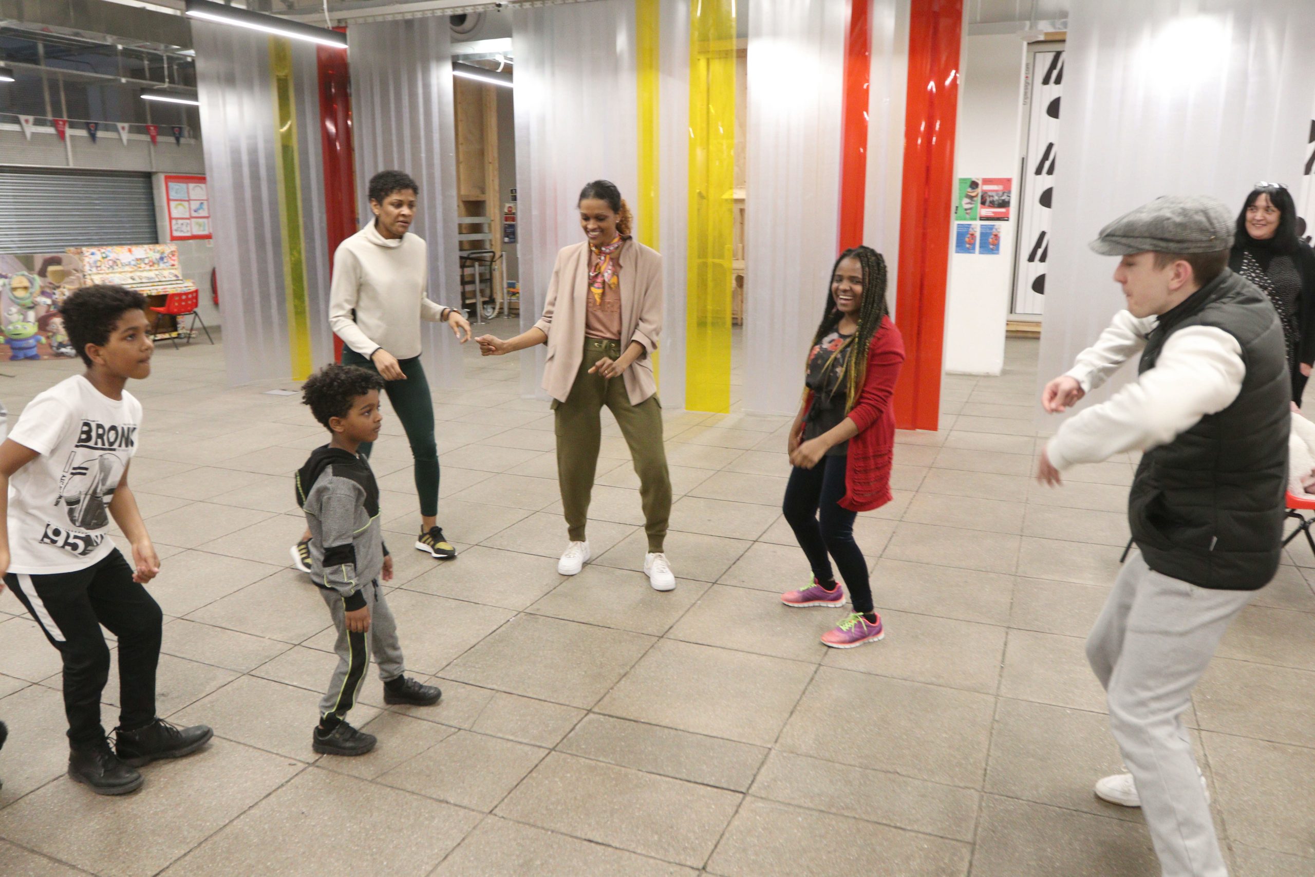 Rainbow Starlings 2 of 8